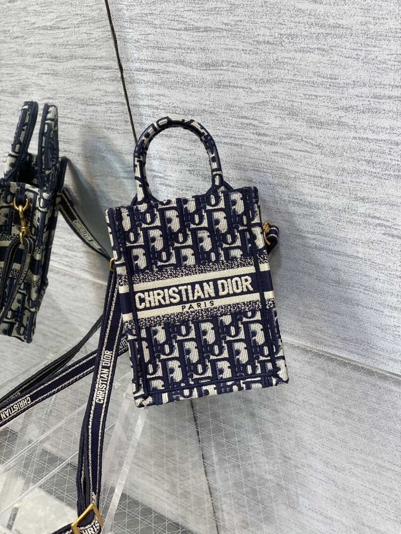 chr1st1an D10r shopping bags